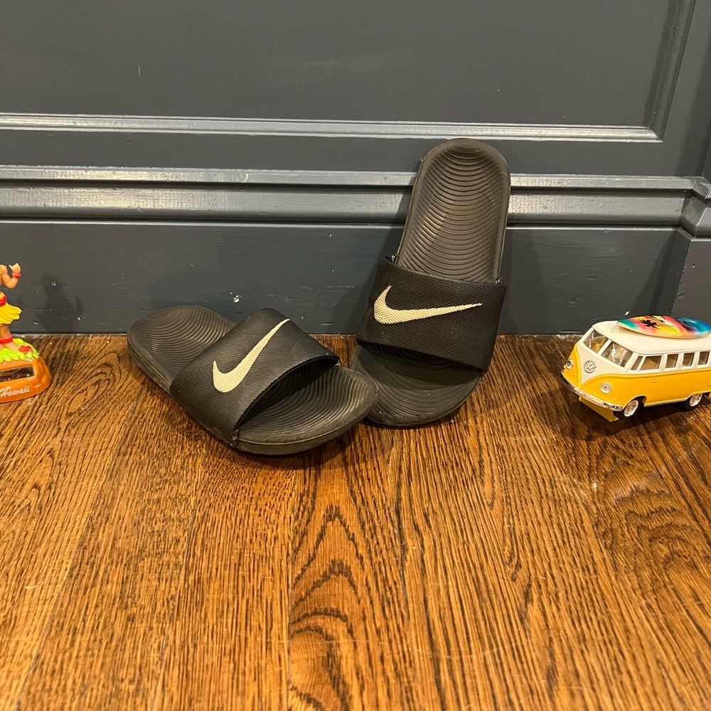 Nike Kids Black Slides with White Swoosh